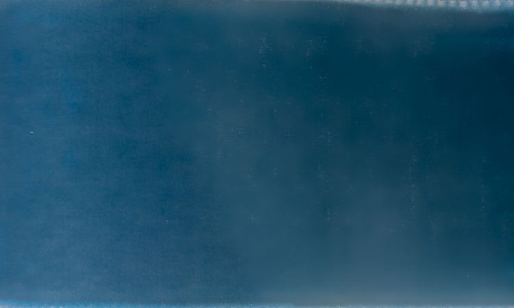 Samtband Williamsburg Blue 536 - Pudriges Mittelblau