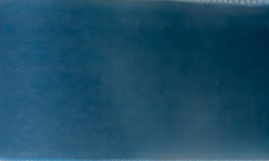 Samtband Williamsburg Blue 536 - Pudriges Mittelblau