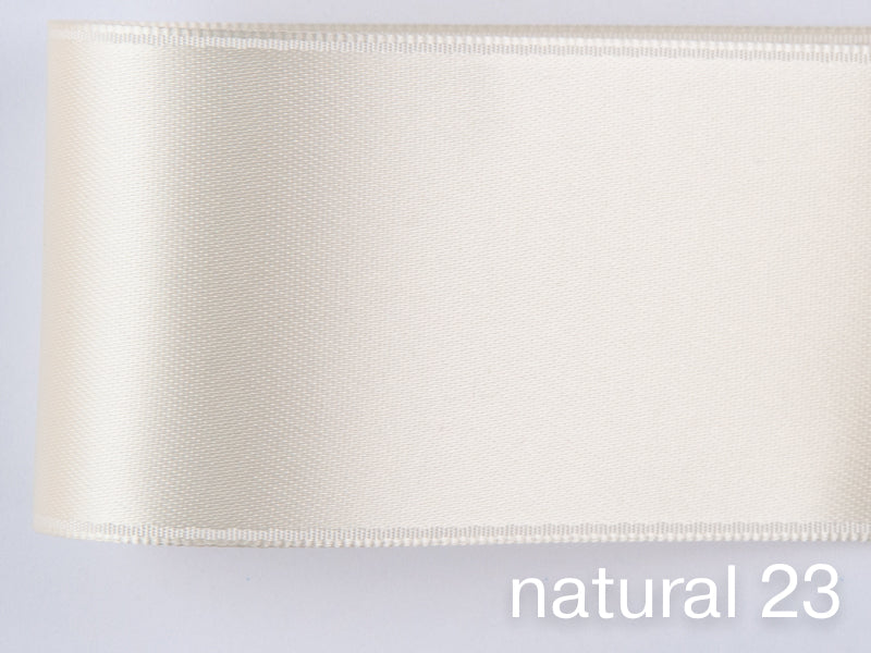 Doubleface satin ribbon in Swiss quality. 10 shades of yellow with a delicate shimmering depth of color in 7 widths. Pollutant-free.