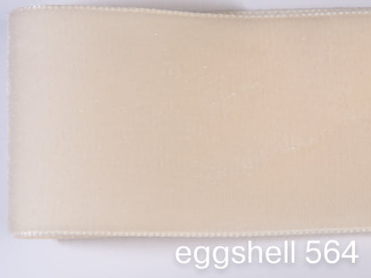 Swiss quality velvet ribbon. 7 shades of white with delicately shimmering color depth in 7 widths. Free of harmful substances.