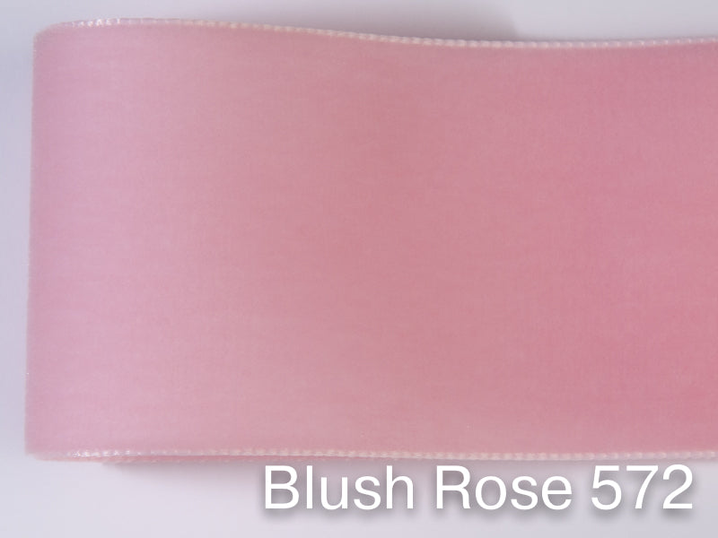 Swiss quality velvet ribbon. 10 shades of pink with a delicately shimmering depth of color in 7 widths. Free of harmful substances.