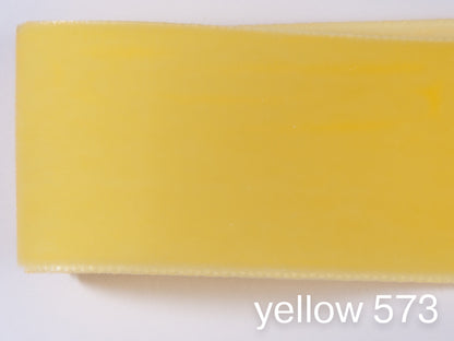 Swiss quality velvet ribbon. 4 shades of yellow with delicately shimmering depth of color in 7 widths. Free of harmful substances.