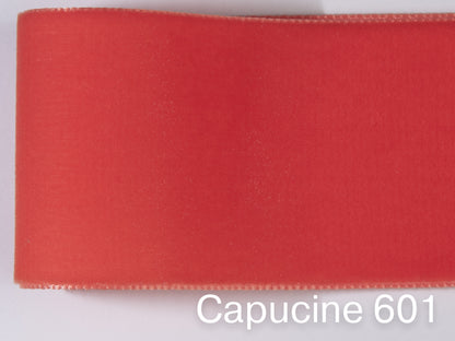 Swiss quality velvet ribbon. 4 shades of orange with a delicately shimmering depth of color in 7 widths. Free of harmful substances.