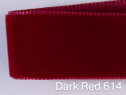 Swiss quality velvet ribbon. 7 shades of red with delicately shimmering depth of color in 7 widths. Free of harmful substances.