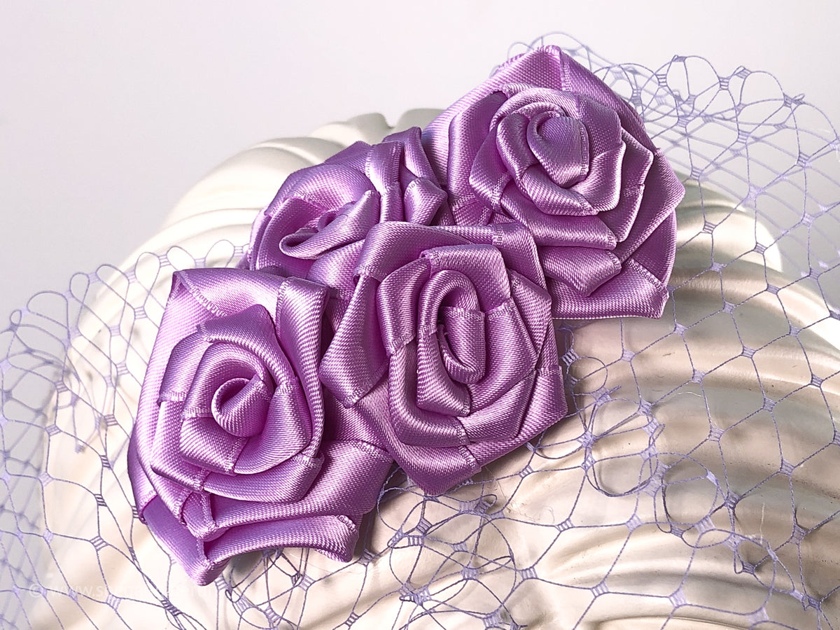BIRDCAGE - VEIL HEADDRESS WITH ROSES IN SHADES OF PURPLE FROM LIGHT LAVENDER TO LILAC AND MAUVE