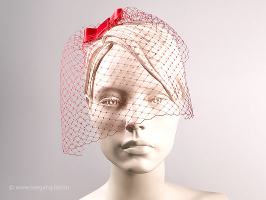 BIRDCAGE - VEIL HEADDRESS IN SHADES LIKE FLAME RED AND DARK RED, ROUGE AND BORDEAUX TONES