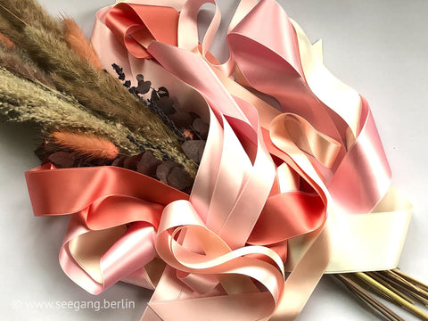 Nastro di raso, rosa, rosato, 100 colori, qualità svizzera. Per la sartoria, l'artigianato, decorazione, ghirlande. Larghezze 2.5, 4, 5 cm.