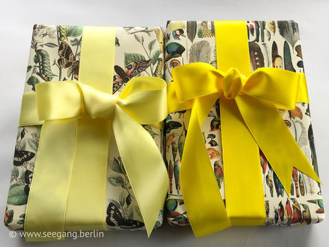Ruban de satin, jaune en largeur de 4 cm. Pour la coupe le bricolage, la décoration et la couronnes. 100 couleurs de qualité de Suisse !