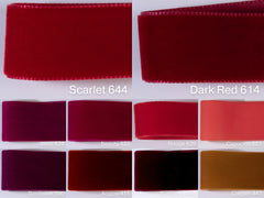 Velvet belt with a perfect bow, 7 shades of red with a delicately shimmering depth of color in 3 widths. Free of harmful substances.