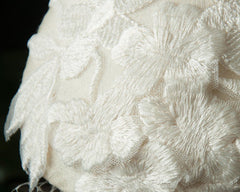 BIRDCAGE - BRIDAL FASCINATOR WITH NOBLE LACE AND A CLOUDY VEIL WITH CHENILLE DOTS © Seegang Berlin