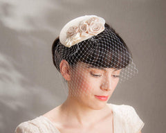 BIRDCAGE - BRIDAL VEIL FASCINATOR WITH ROSES © Seegang Berlin