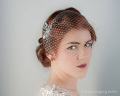 BIRDCAGE - BRIDAL VEIL HEADDRESS HOLD BY HAIR COMBS WITH RHINESTONES IN SILVER COLOUR © Seegang Berlin