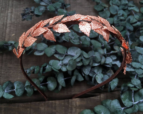 HAIR CIRCLET - BRIDAL JEWELLERY WITH FAIRY LEAFS IN RED GOLD COLOUR FOR WOODLAND STYLES © Seegang Berlin