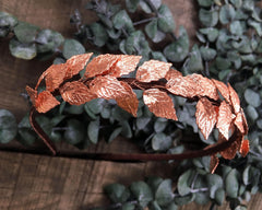 HAIR CIRCLET - BRIDAL JEWELLERY WITH FAIRY LEAFS IN RED GOLD COLOUR FOR WOODLAND STYLES © Seegang Berlin