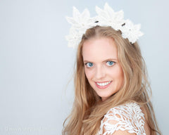 HAIR CIRCLET - BRIDAL LACE SCULPTURE HAIR ACCESSORY IN NATURAL WHITE COLOUR © Seegang Berlin