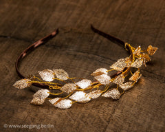 HAIR CIRCLET - BRIDAL OR FESTIVAL HAIR JEWELLERY WITH GOLD COLOURED LEAFS © Seegang Berlin