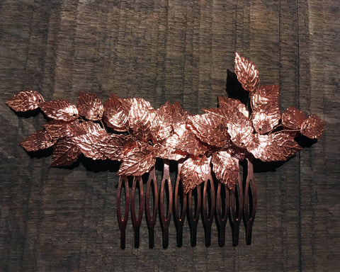 HAIR COMB - BRIDAL JEWELLERY WITH LEAFS IN TRENDING RED ROSÉ GOLD © Seegang Berlin
