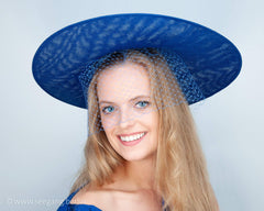 HALO HAT - ROYAL BLUE HEADDRESS FOR THE SUMMER IN 50s NEW LOOK AND CONTEMPORARY OUTFITS © Seegang Berlin